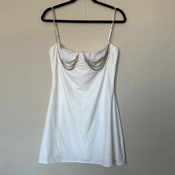 House of CB ‘Grace’ embellished velvet white mini dress‎ NWOT size L - Picture 6 of 14